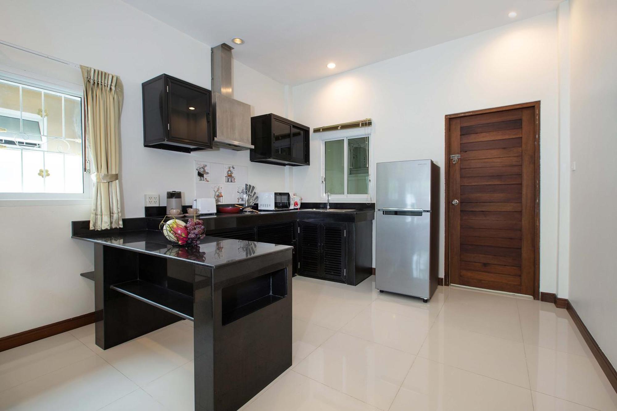 Family 2Br Villa Lancelot 3 With Jacuzzi Pool, Just 10 Min Drive Naiharn And Rawai Ban Saiyuan 外观 照片